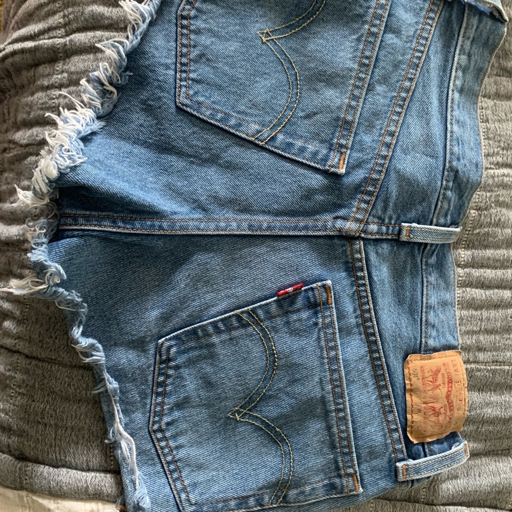 Levi Shorts